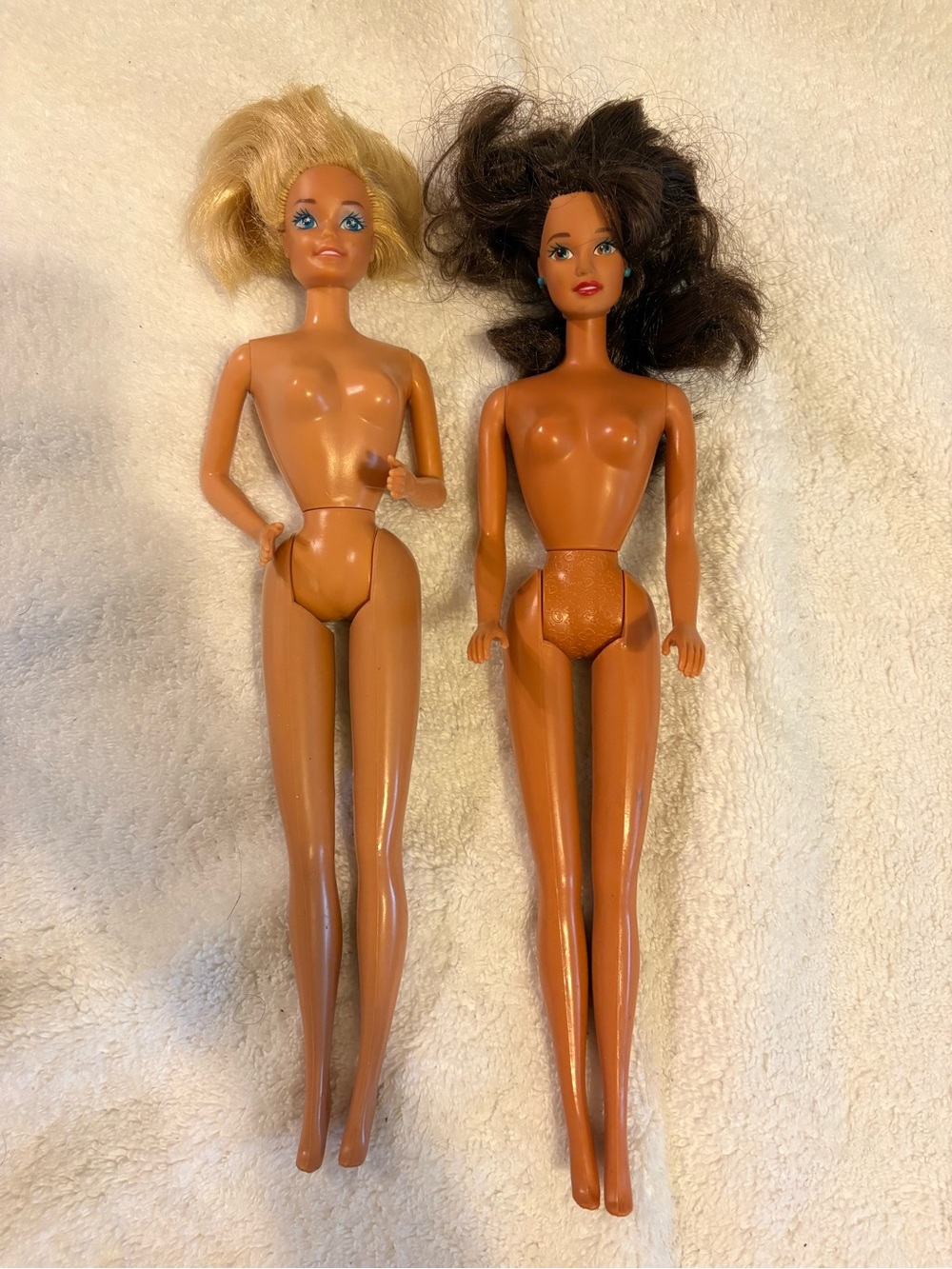 2 Vintage Barbie Dolls Theresa 1980s 1990s Assorted Dolls No Clothes As-Is